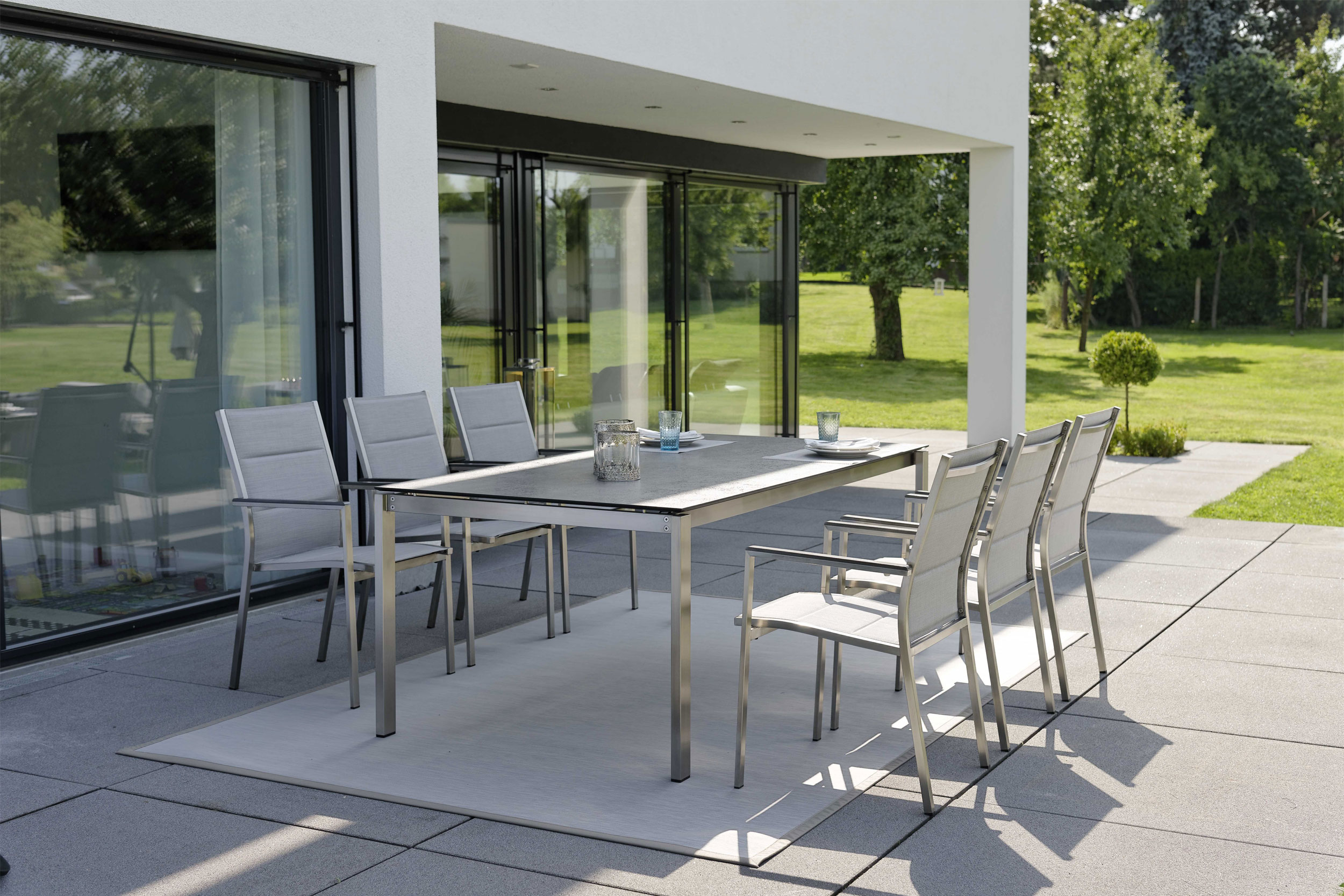 STERN Stapelsessel image number 2