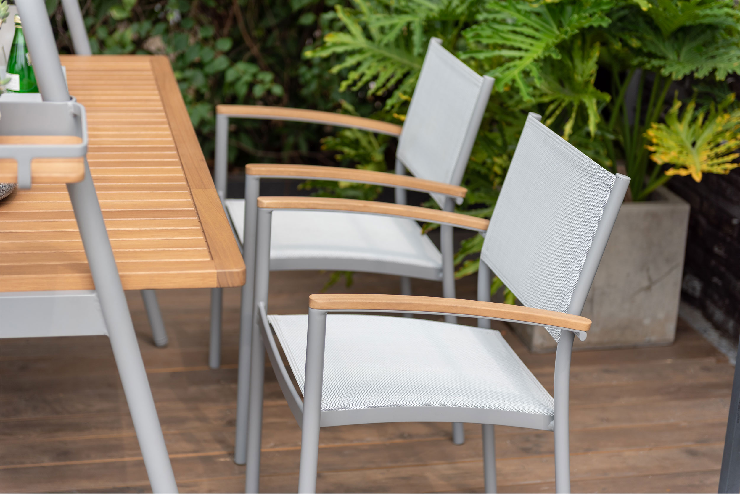 OUTDOOR Stapelstuhl image number 2