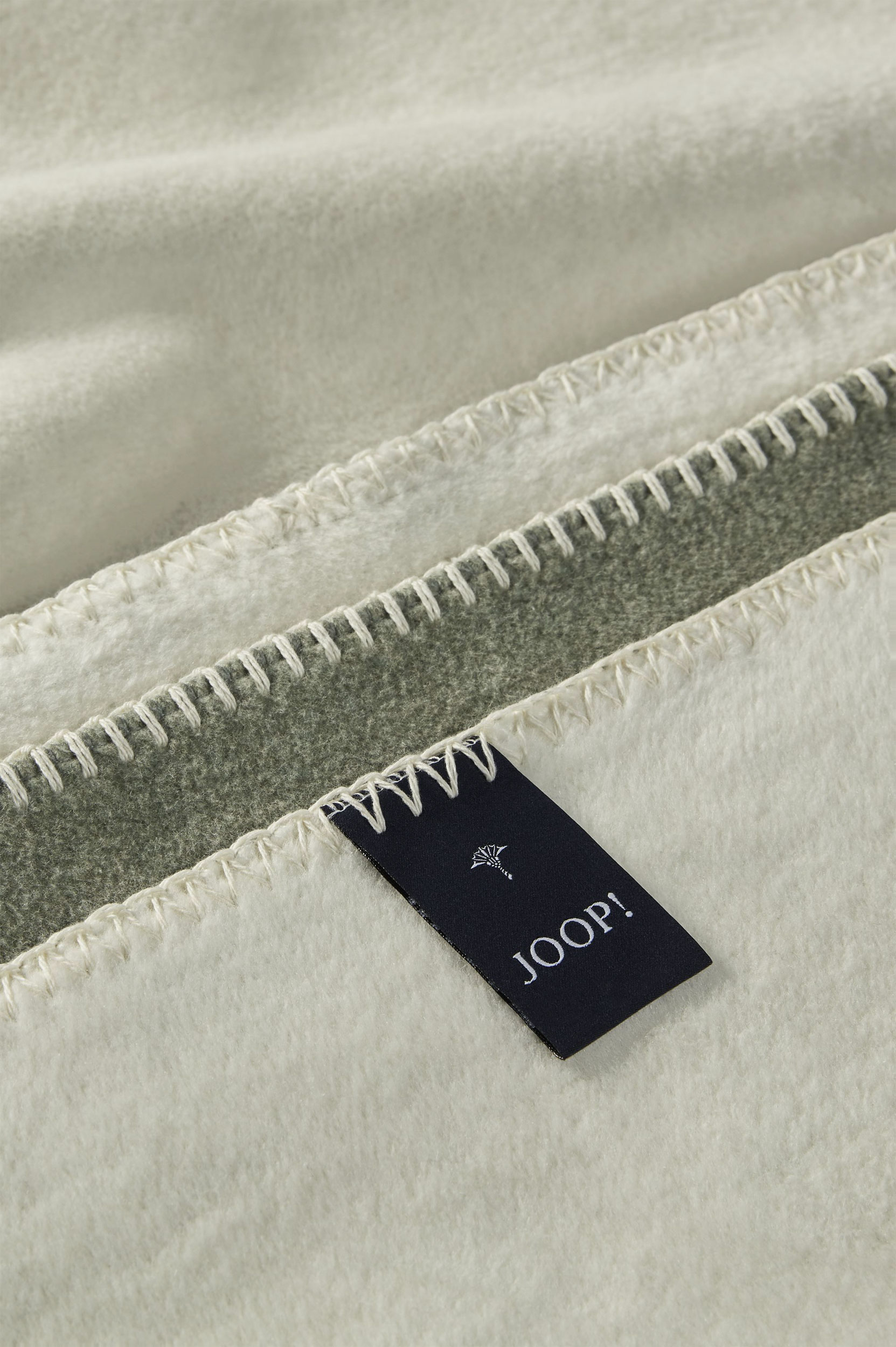 JOOP! Wohndecke salbei-ecru image number 3