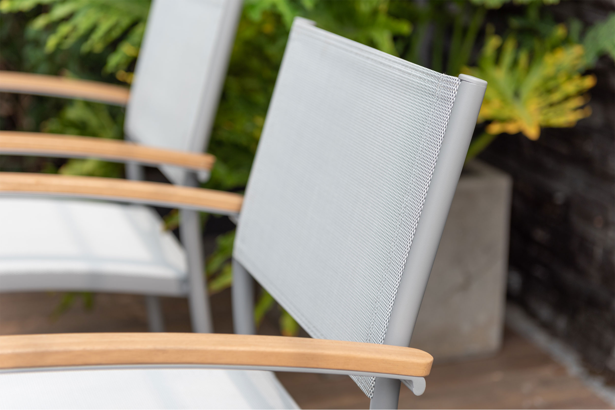 OUTDOOR Stapelstuhl image number 3