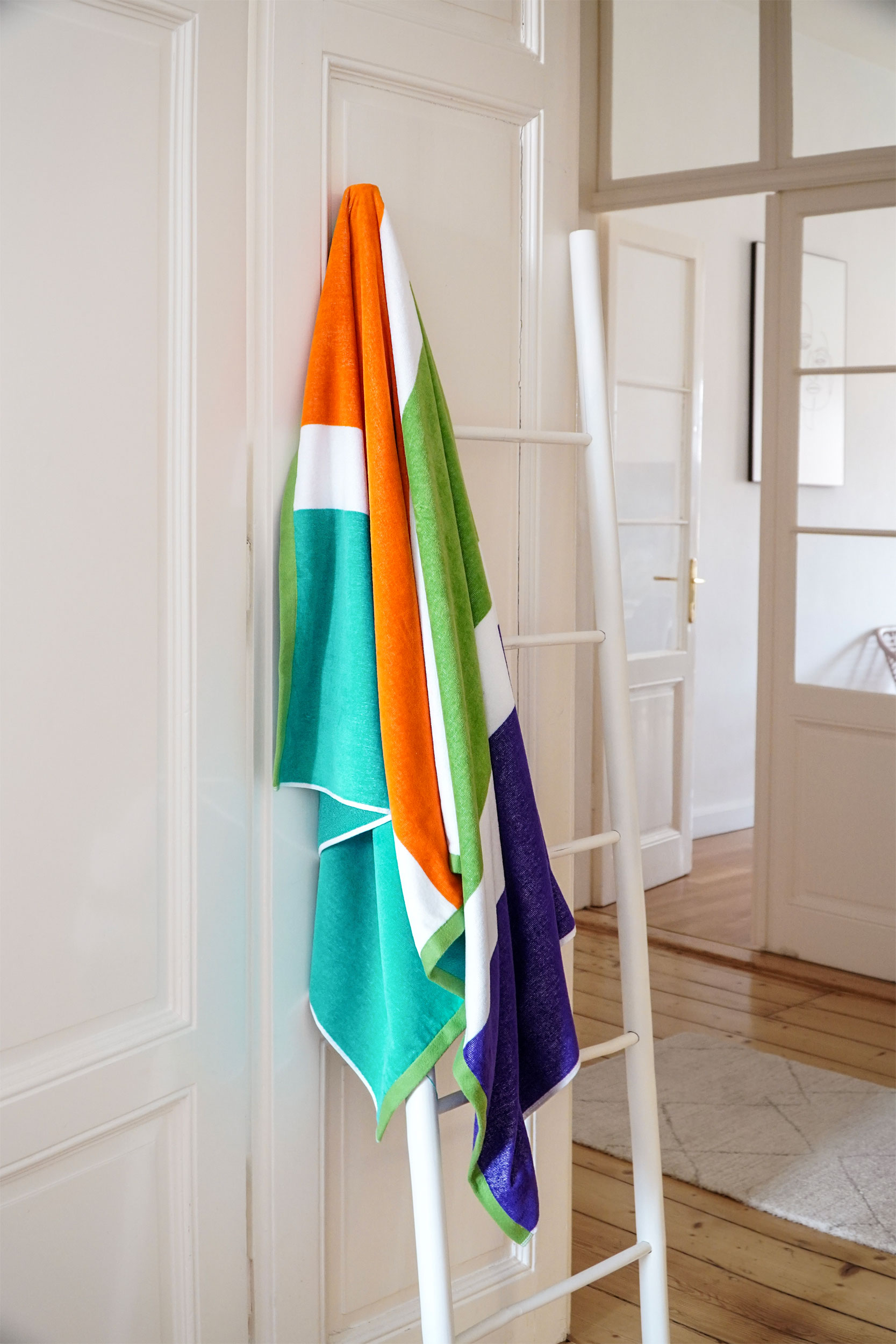 VOSSEN Strandtuch Colour Bomb image number 2