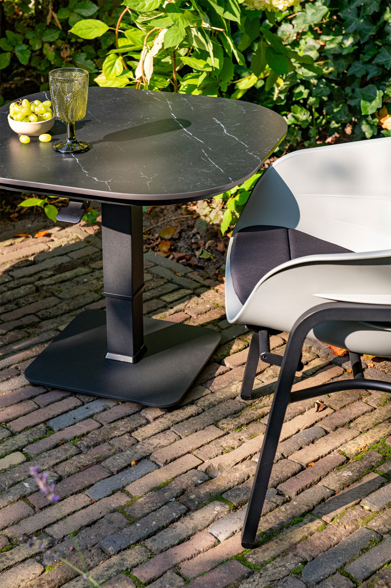 HARTMAN OUTDOOR Bistrotisch H&ouml;henverstellbar image number 3