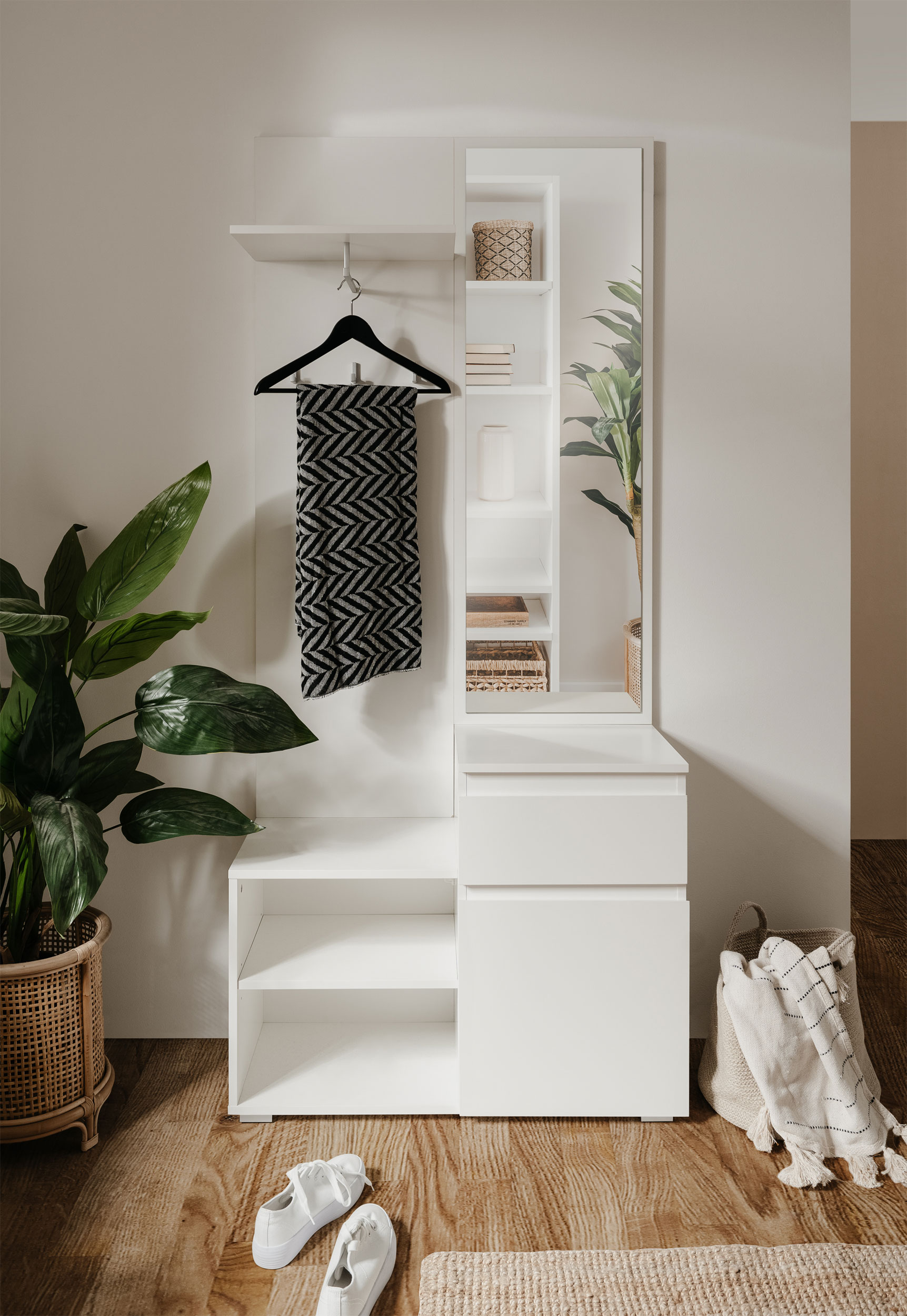 Garderobe image number 2