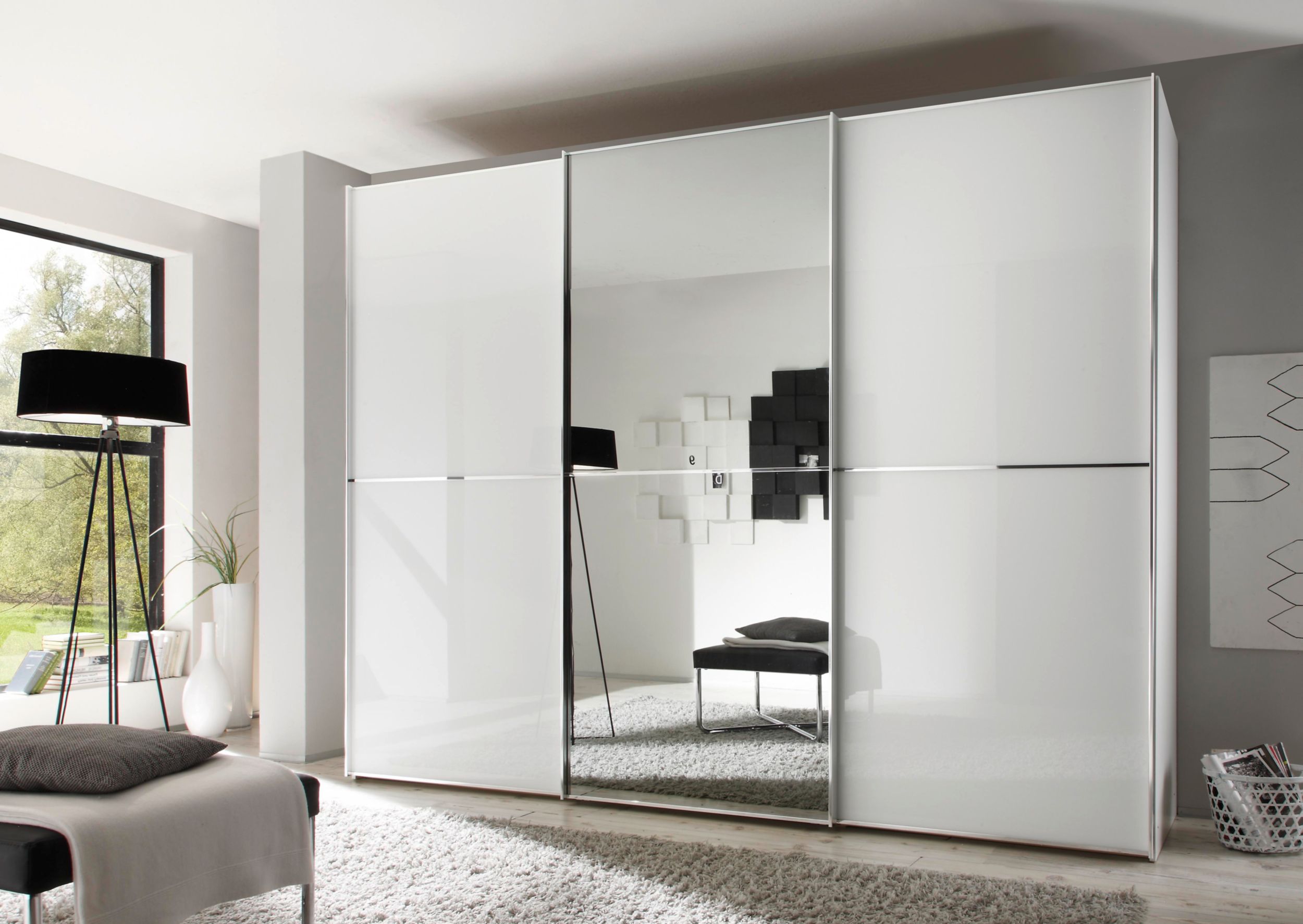 Schwebet&uuml;renschrank image number 2