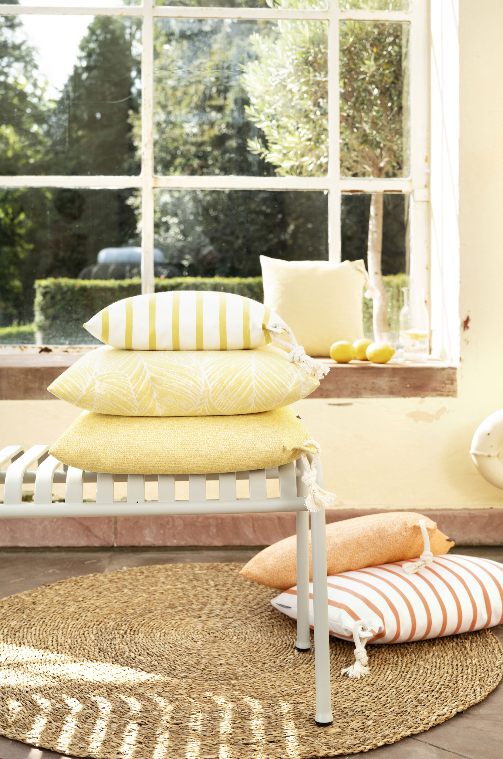 Magma Kissenh&uuml;lle outdoor image number 2