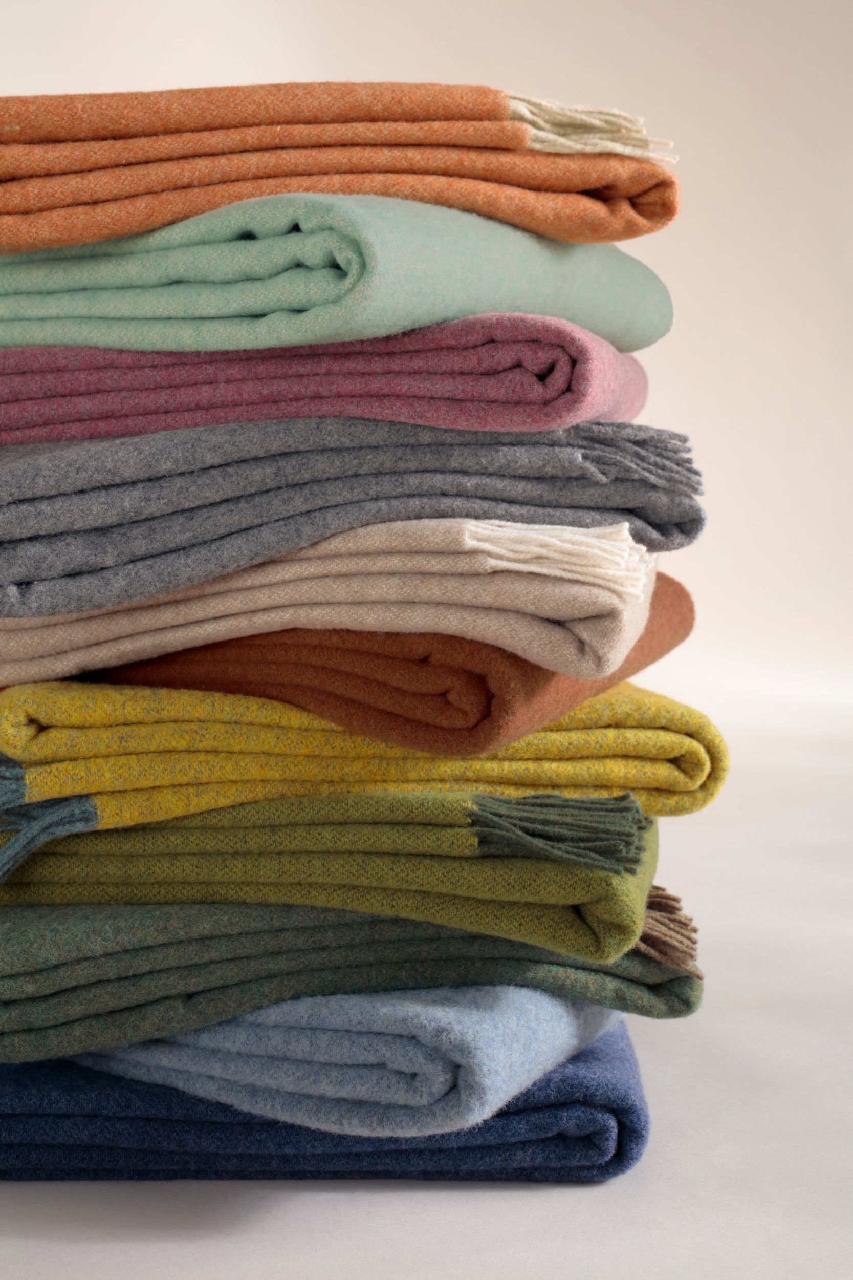 Biederlack Plaid image number 4