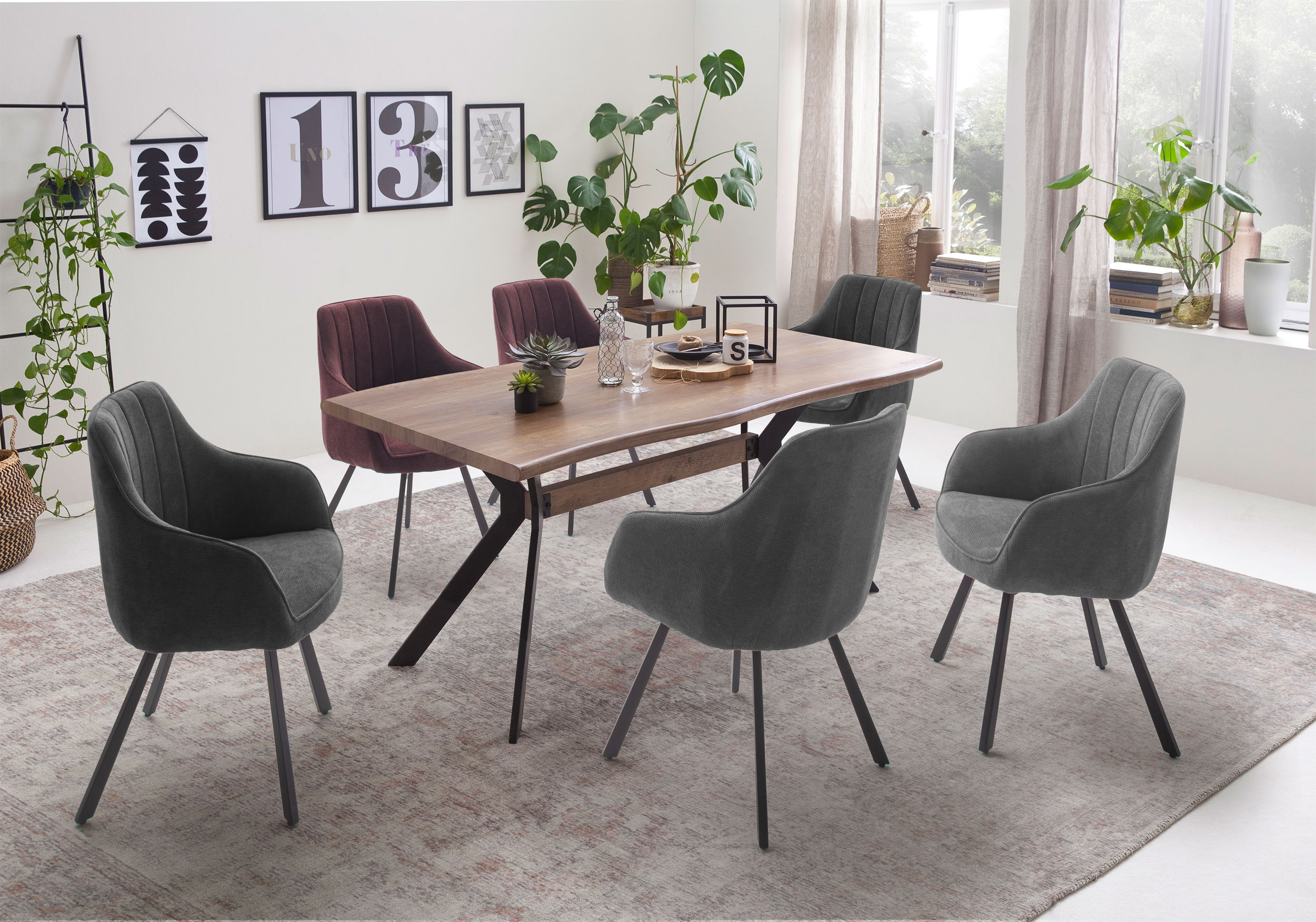 Esstisch image number 3