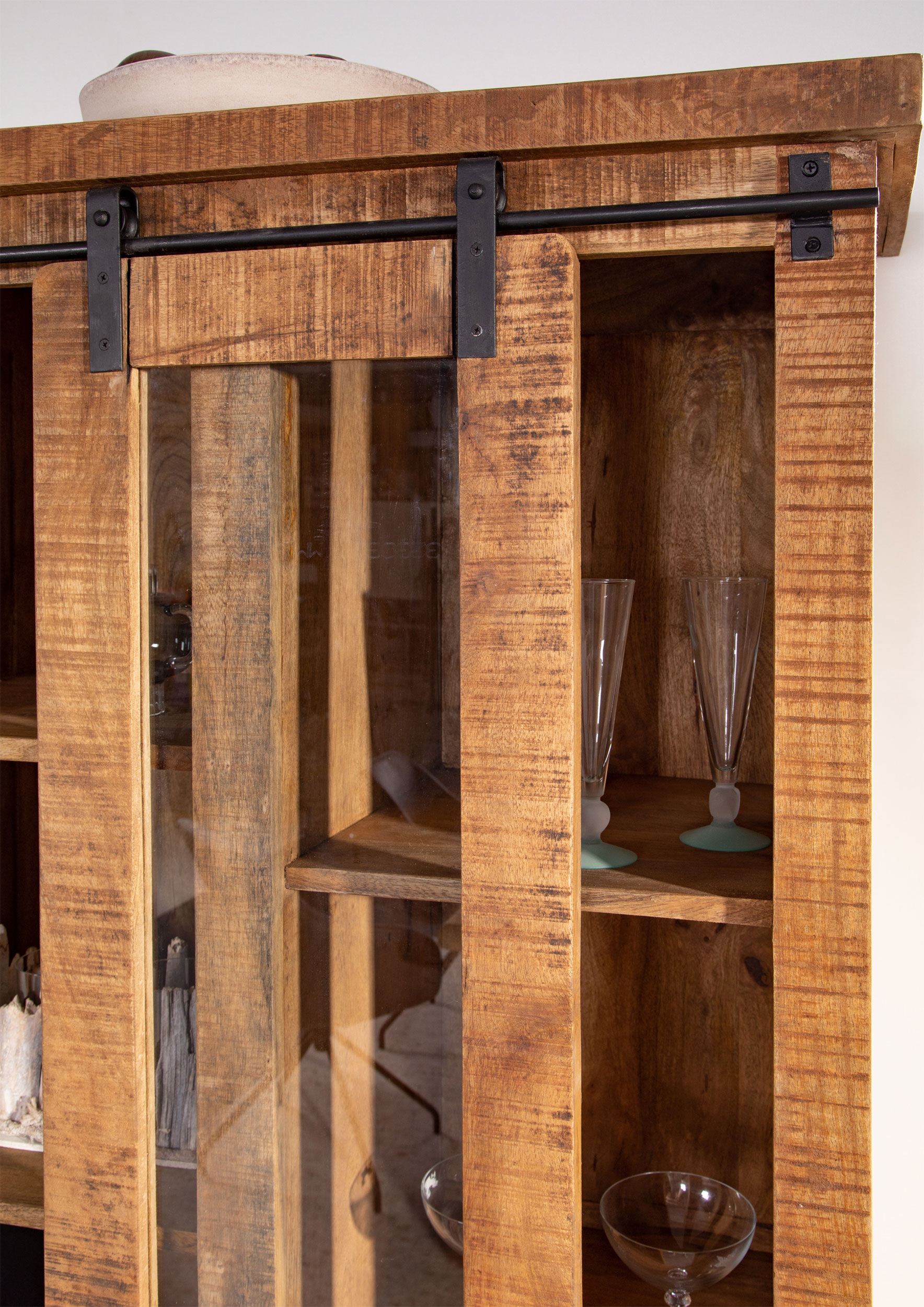 Vitrine image number 3