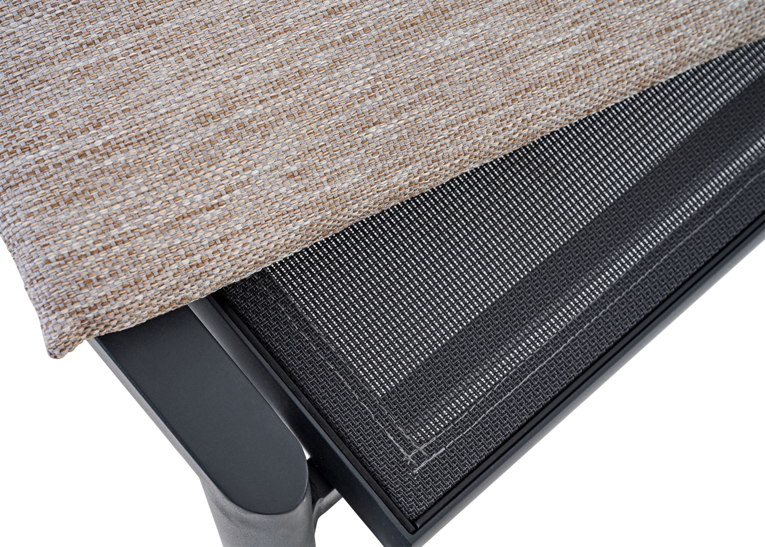 MONDO Hocker image number 4