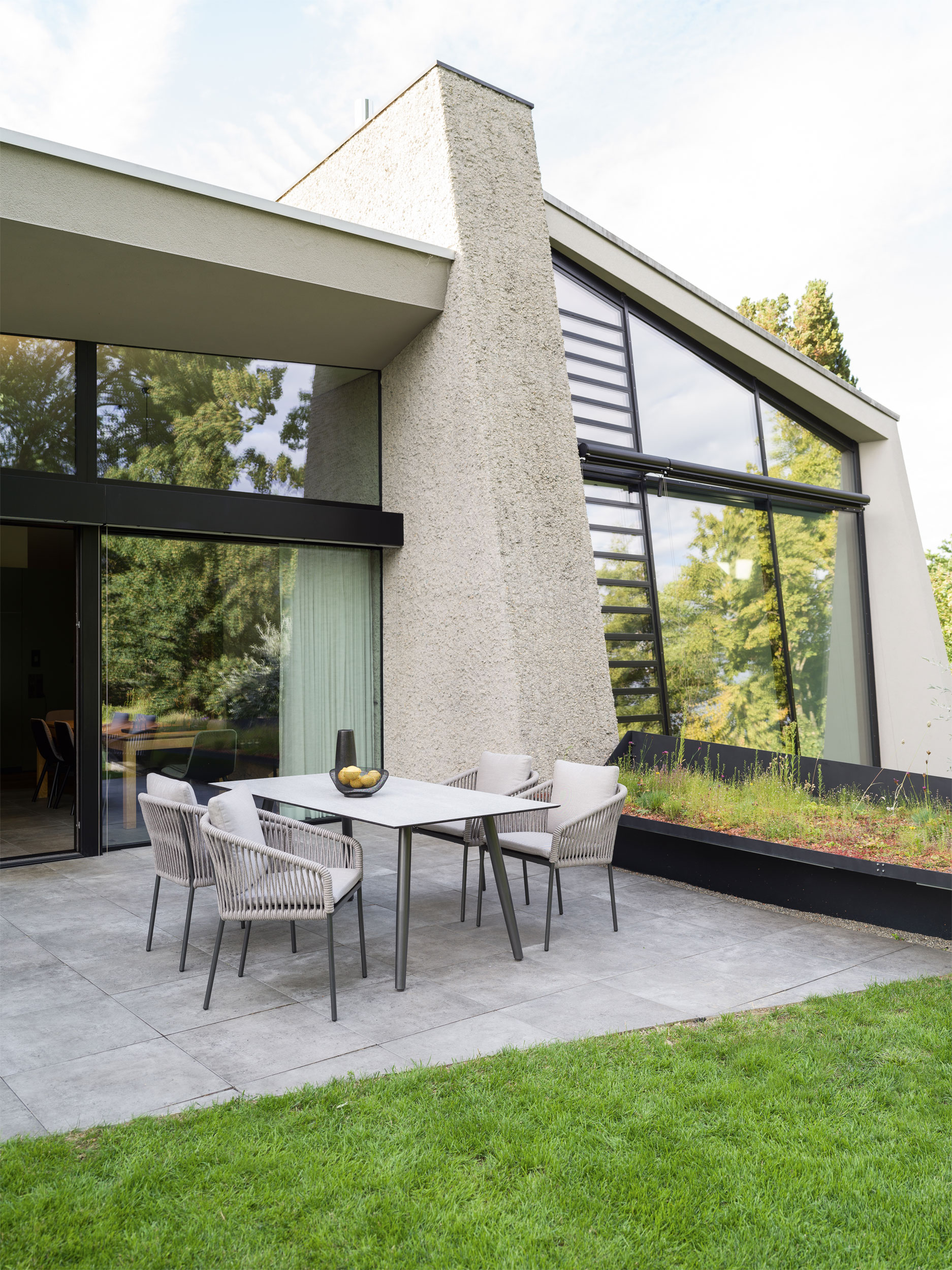 STERN Stapelsessel image number 2