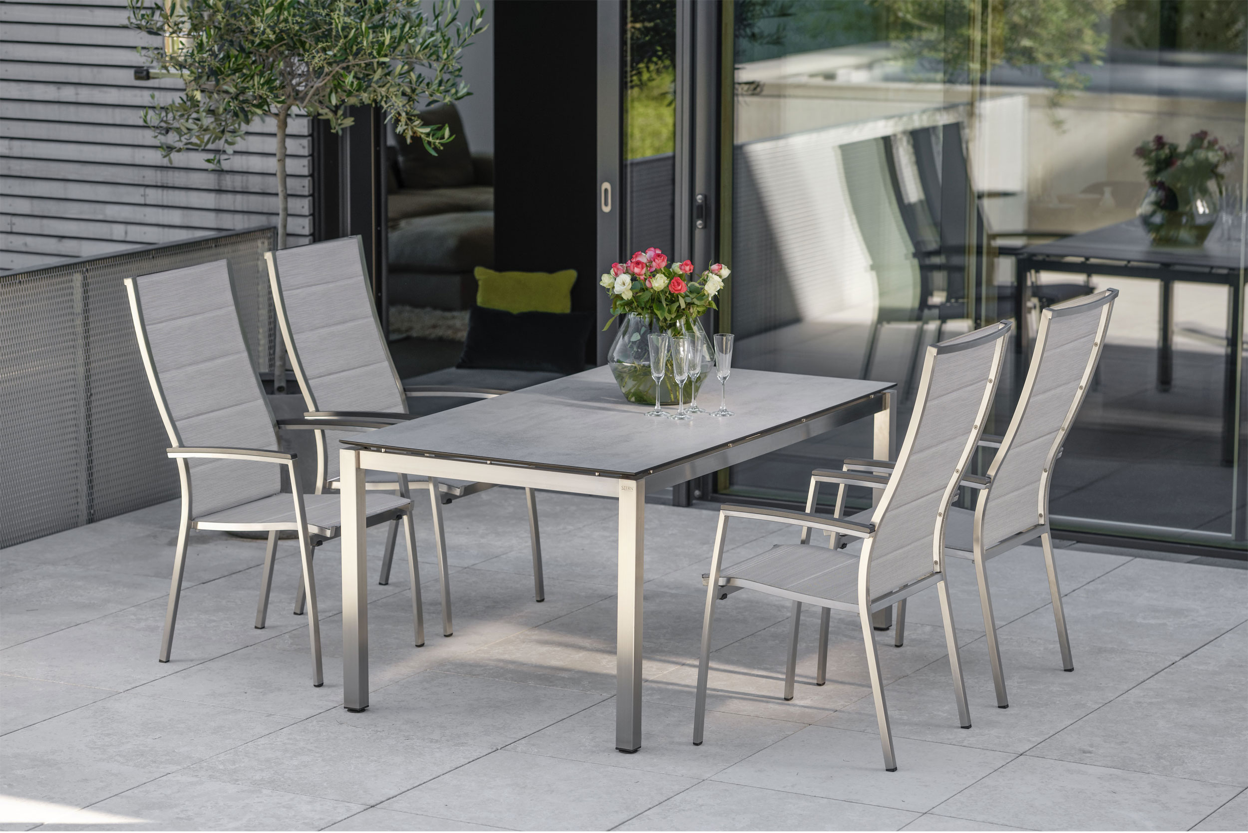 STERN Stapelsessel image number 2